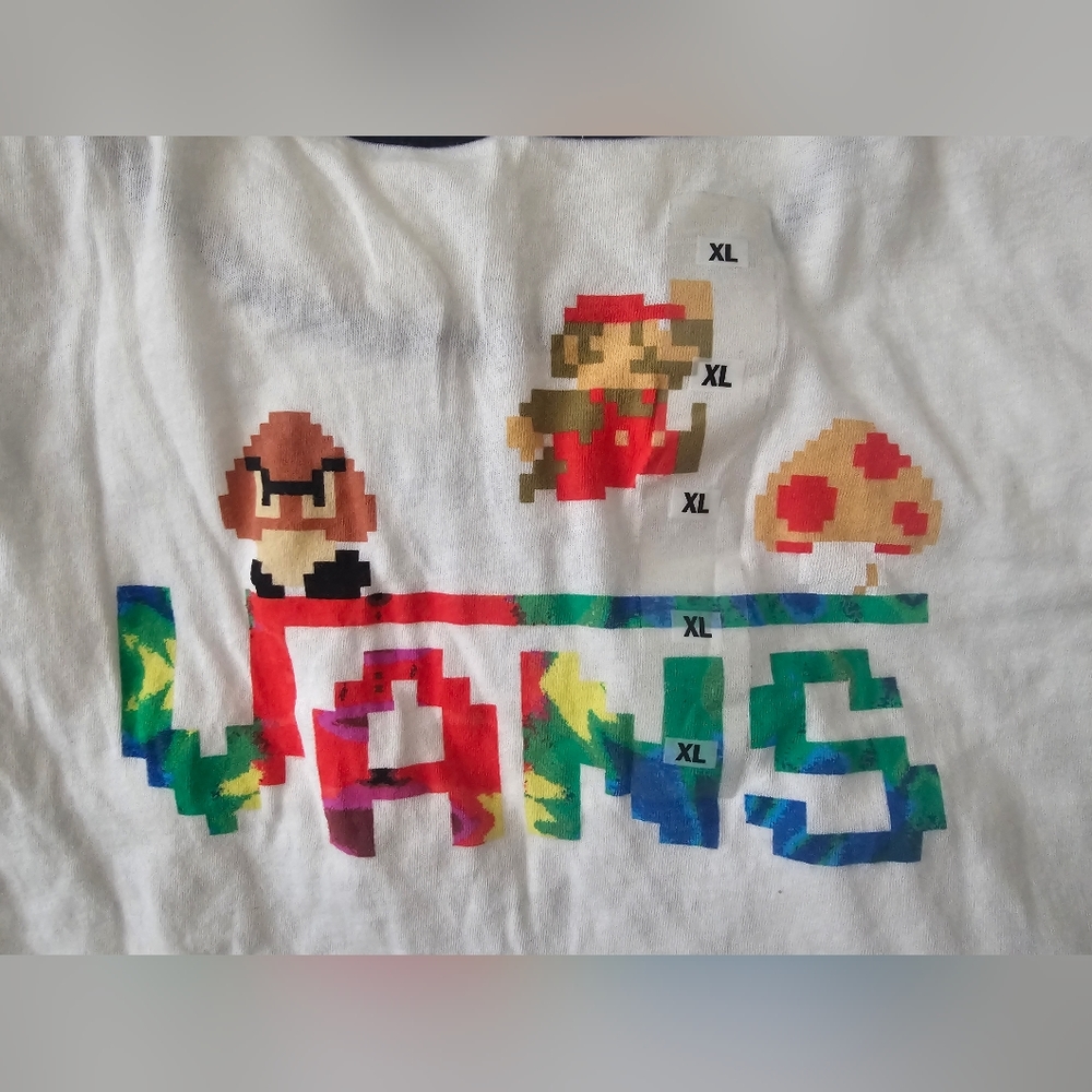 VANS EXCLUSIVE - Women's XL Nintendo Super Mario Bros Tank Top